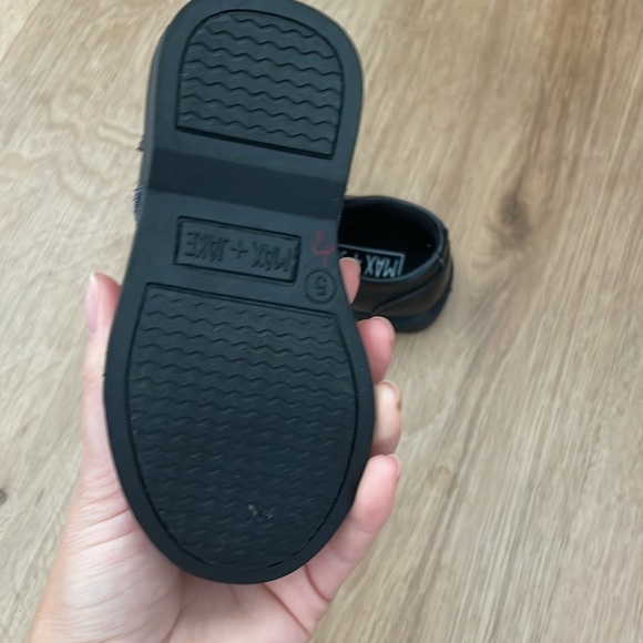 Max + Jake Shoes - Picture 4 of 4